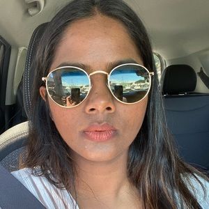 Meet your Posher, Ishwarya